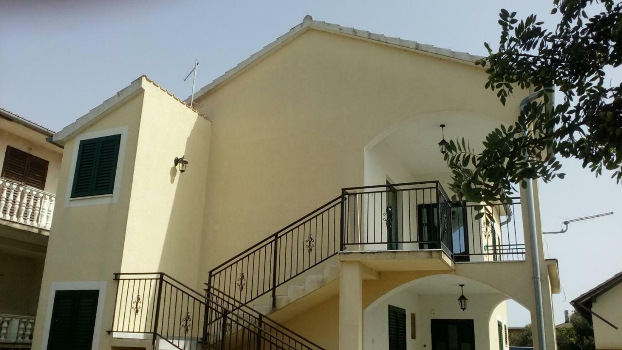 Arija Διαμέρισμα Bilice Εξωτερικό φωτογραφία